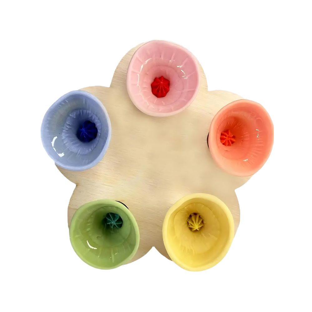 Discreet Attractive Color Bee Cup