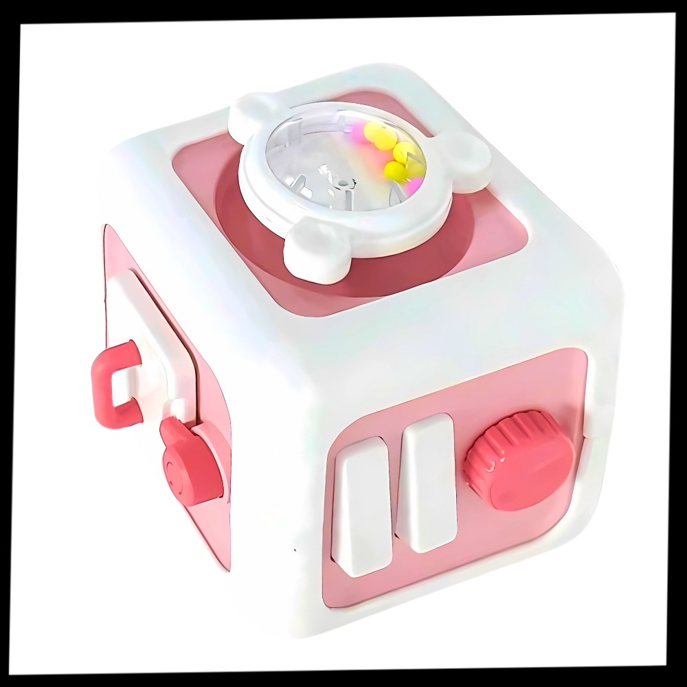Jouet cube sensoriel 6 en 1